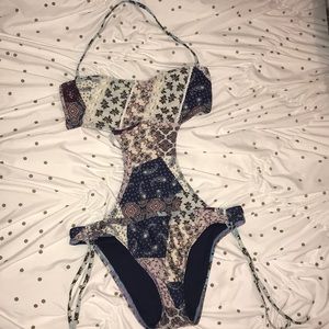 Lucky Brand- One piece cut out bathing suit